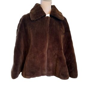 Women’s East 5th faux fur brown lined cape Size L/XL EUC